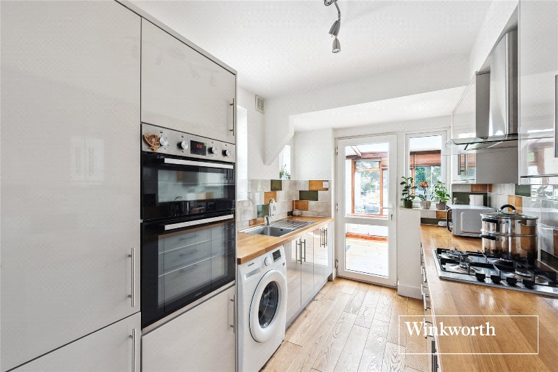 Leeside, Barnet, EN5