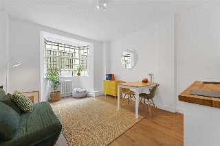 Woburn Place, London, WC1H