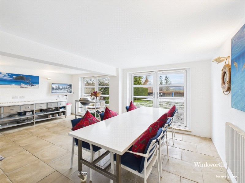 River Gardens, Purley on Thames, Reading, Berkshire, RG8