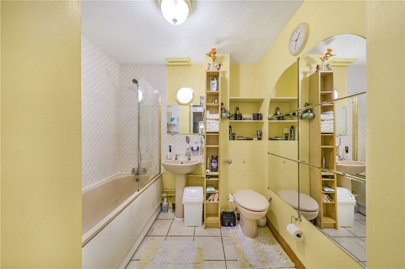 Isambard Place, London, SE16