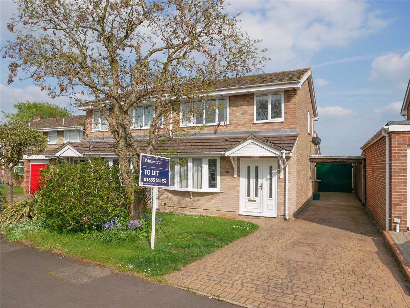 3 bedroom property to rent in The Pentlands, Kintbury, Hungerford, RG17