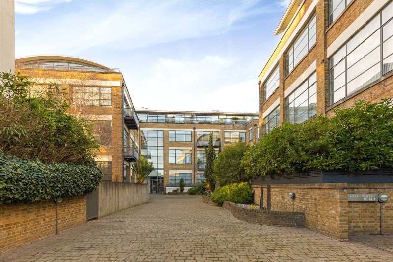 Chiswick Green Studios, Evershed Walk, London, W4