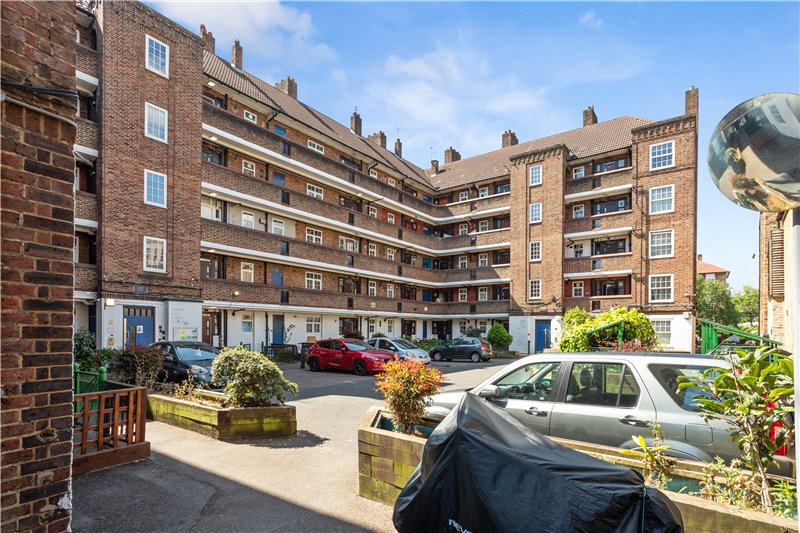 Kennington Road, London, SE11