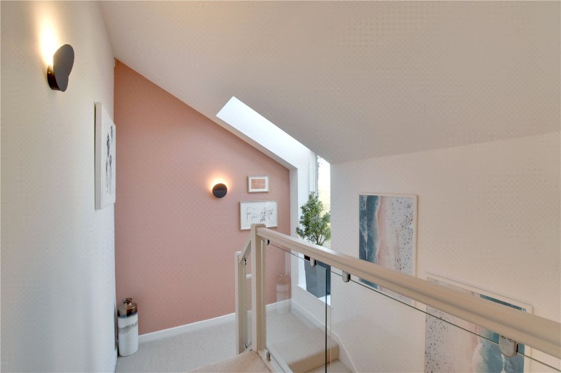 Herron Walk, Hither Green, London, SE13