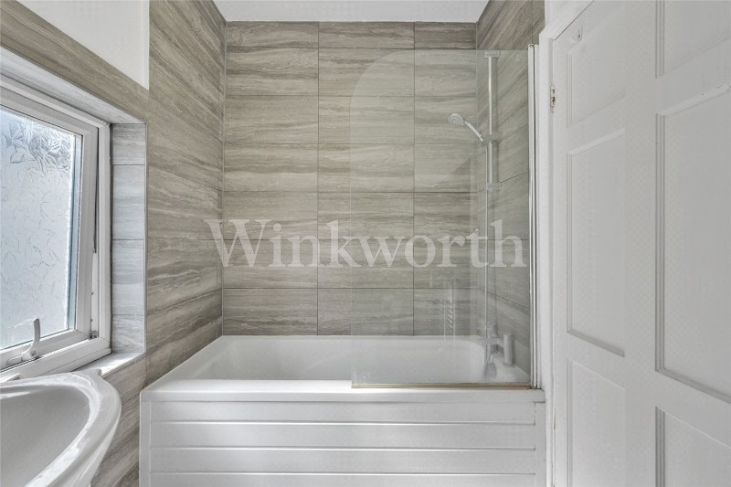 Ashbourne Avenue, London, NW11