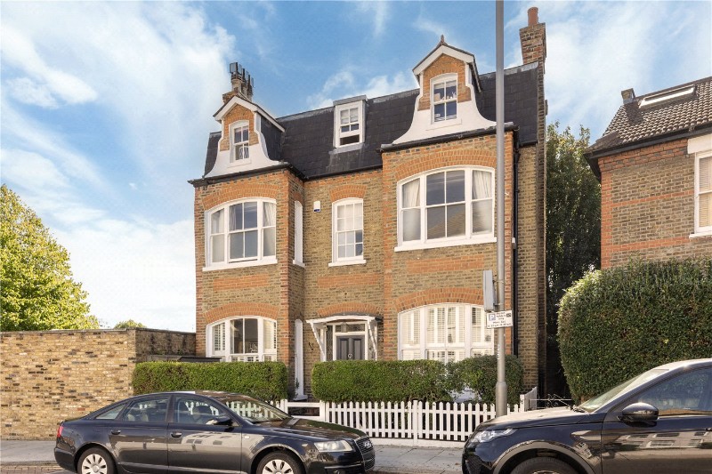 Oakhill Road, London, SW15