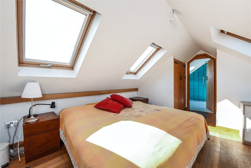 Woodfield Drive, Winchester, Hampshire, SO22