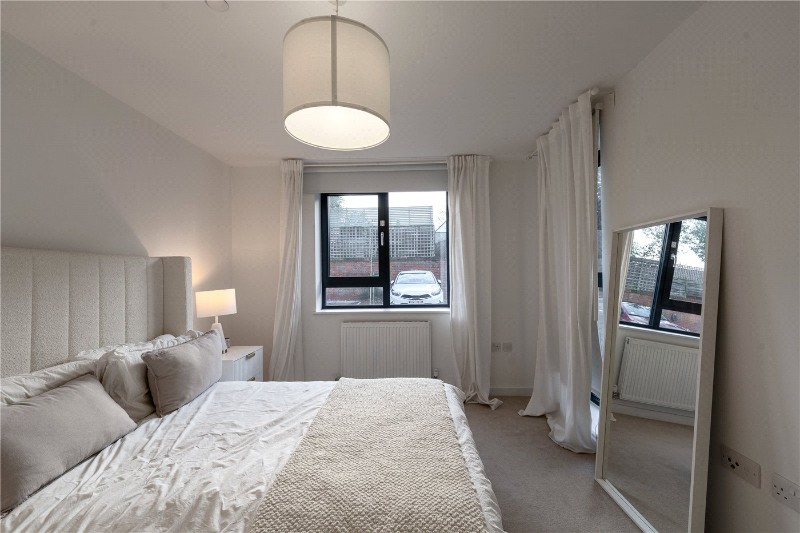 Beales Lane, Weybridge, Surrey, KT13