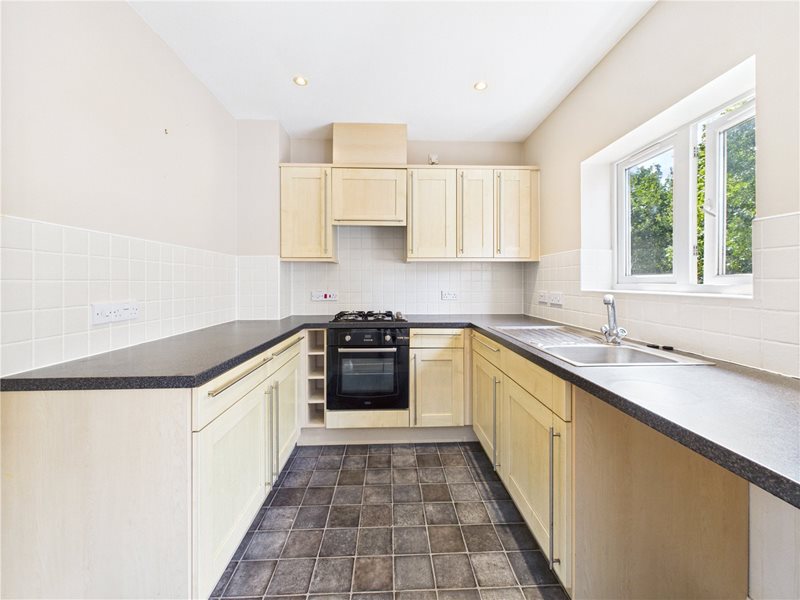 Kestrel Close, Tiverton, Devon, EX16