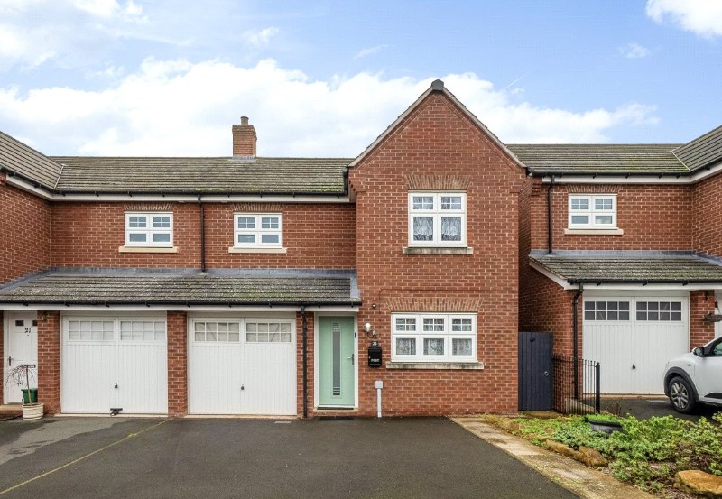 Poplar Way, Whitnash, Leamington Spa, Warwickshire, CV31