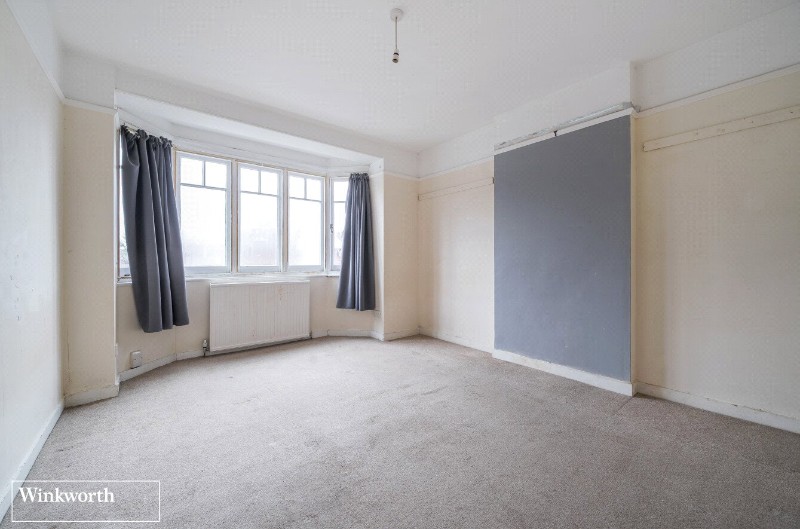 Wallis Road, Fairfields, Basingstoke, RG21