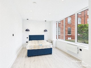 London Road, Newbury, Berkshire, RG14