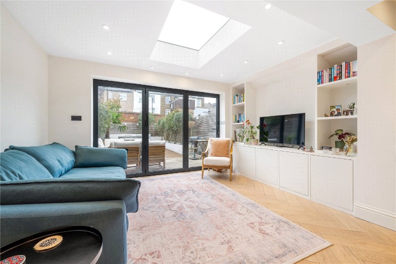 Spurling Road, London, SE22