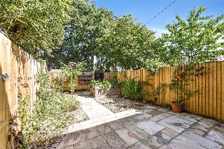 Wheatear Drive, Petersfield, Hampshire, GU31
