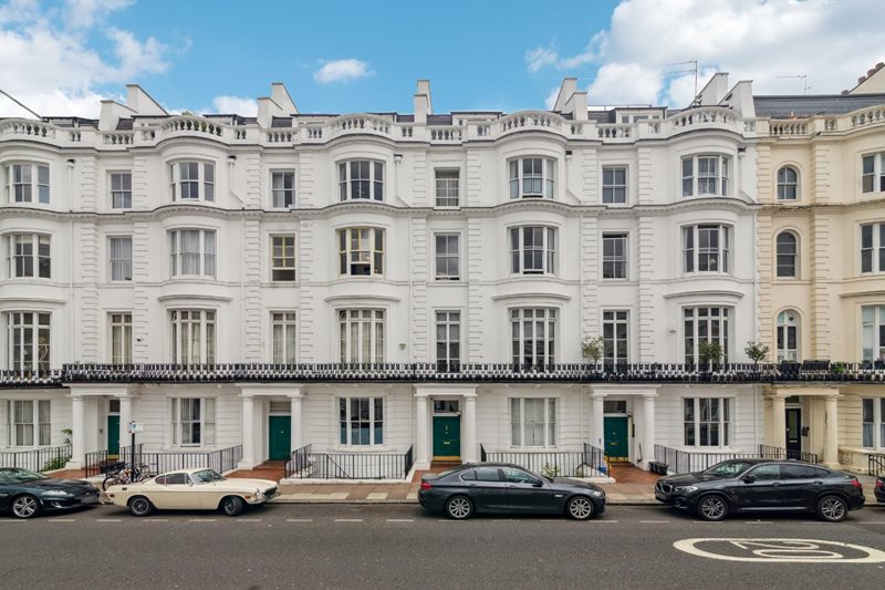 Gloucester Terrace, Bayswater, W2
