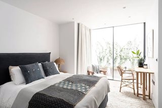 Bayswater Road, London, W2
