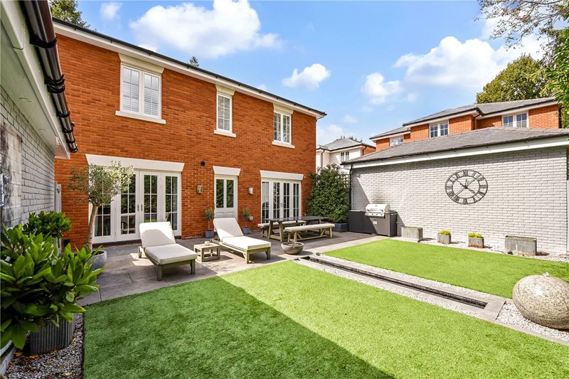 Appulby Gardens, Winchester, Hampshire, SO22