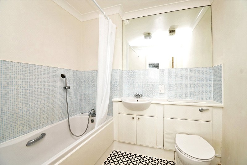 Crown Heights, Basingstoke, Hampshire, RG21