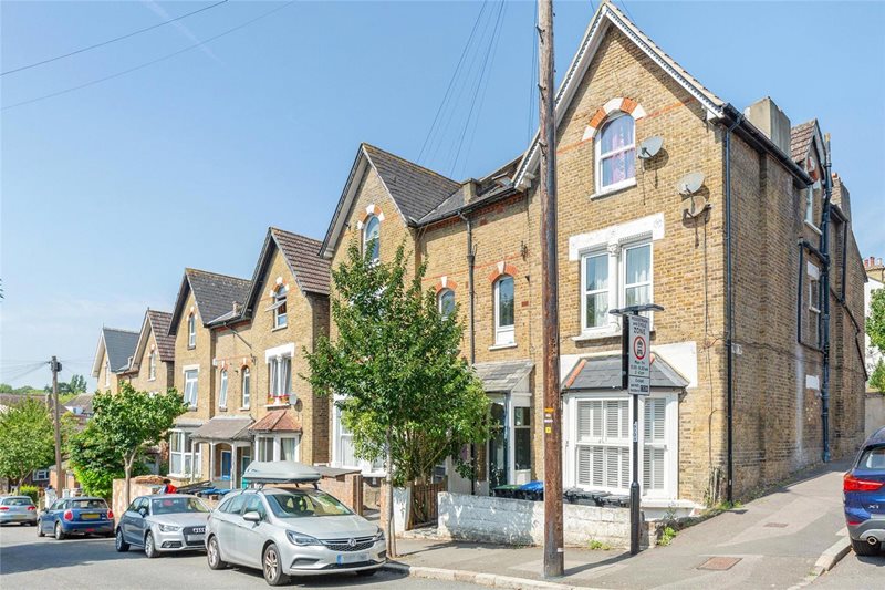 Rockmount Road, London, SE19