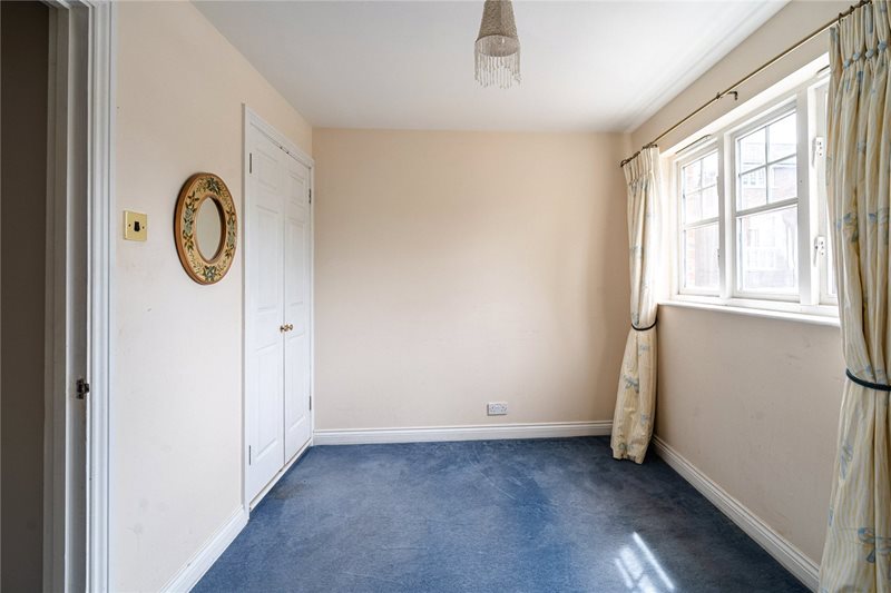Fawcett Close, London, SW16