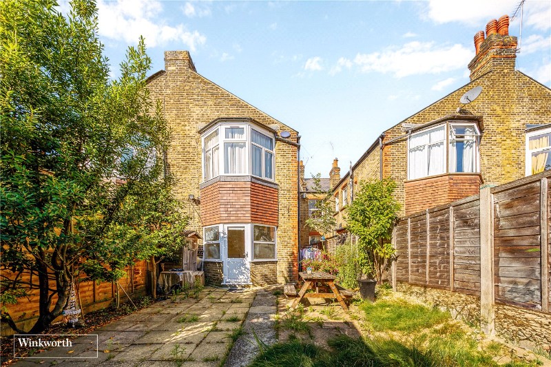 St John&#39;s Road, Isleworth, TW7