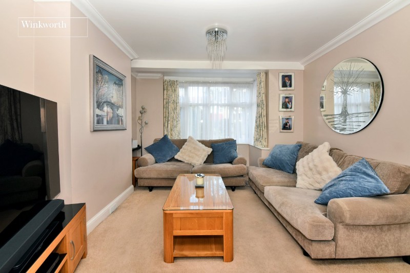 Walsingham Gardens, Stoneleigh, Epsom, Surrey, KT19