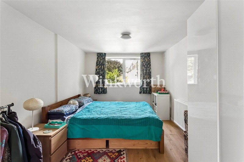 Endymion Road, London, N4