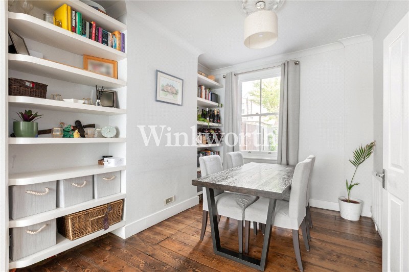 Leith Road, London, N22