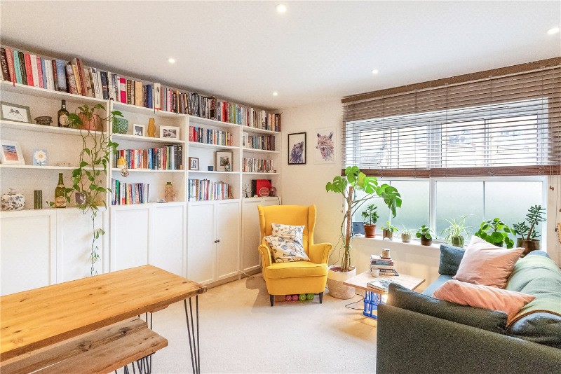 Hayes Grove, East Dulwich, London, SE22