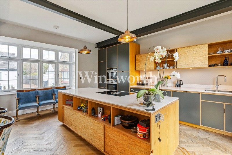 Lytton Avenue, London, N13