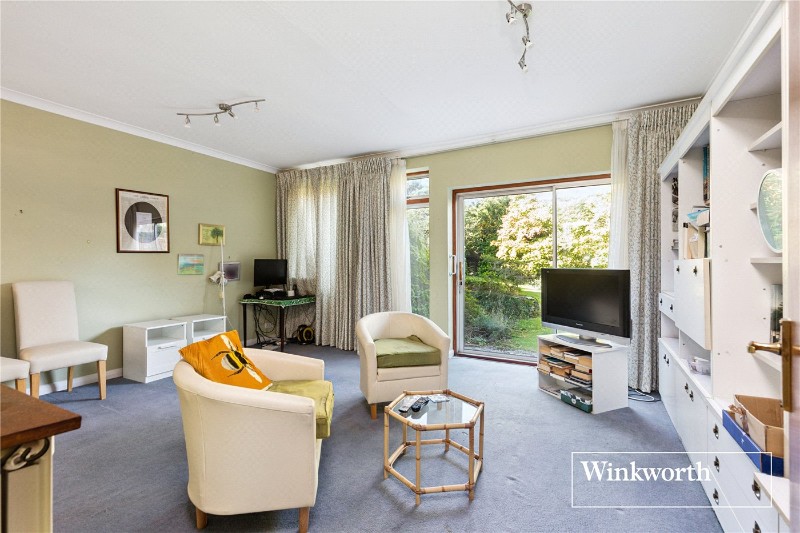 Deacons Hill Road, Elstree, Borehamwood, Hertfordshire, WD6