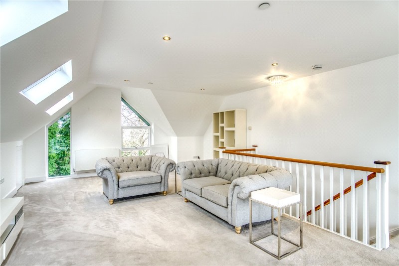 Delhi Close, Lower Parkstone, Poole, BH14