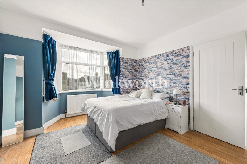 Ash Grove, London, N13