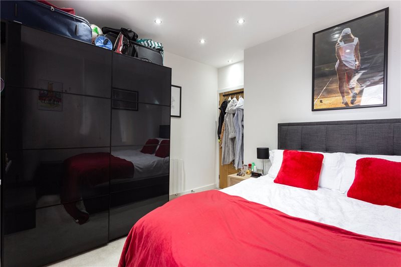 Alexandra Park Road, London, N22