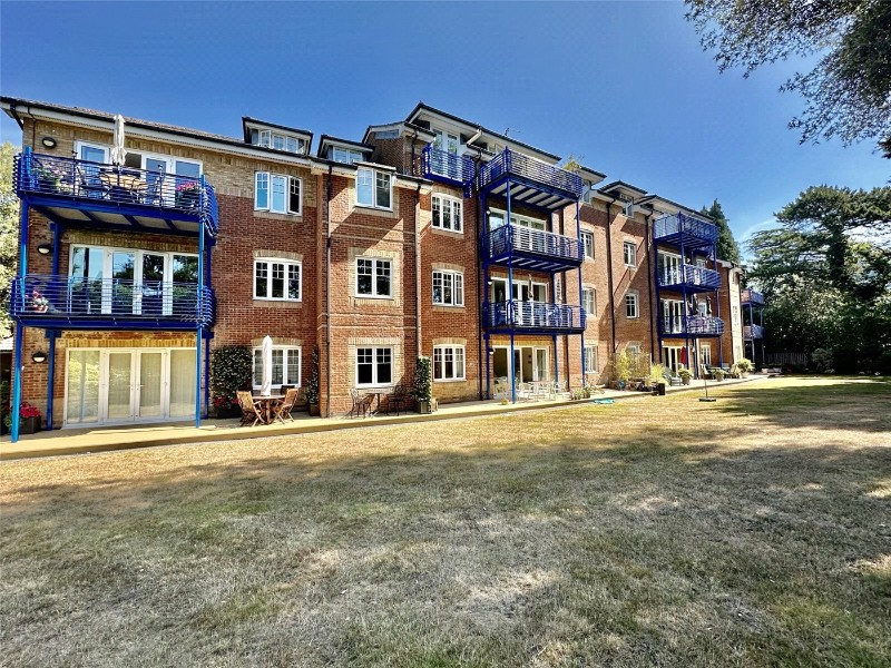 West Cliff Road, Westbourne, Bournemouth, BH4