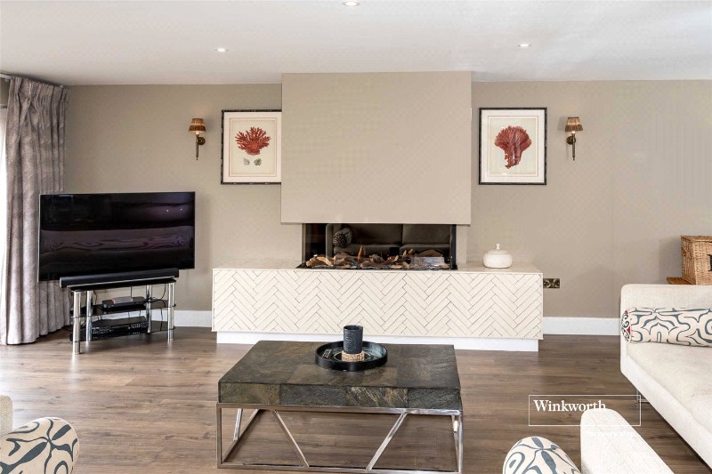 Hynesbury Road, Friars Cliff, Christchurch, BH23