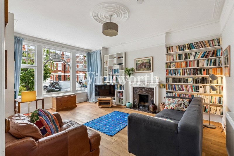 Lakeside Road, London, N13