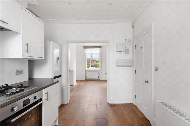 Wandsworth Road, London, SW8