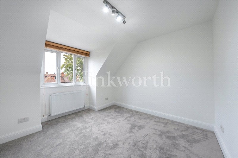 Ravenscroft Avenue, London, NW11