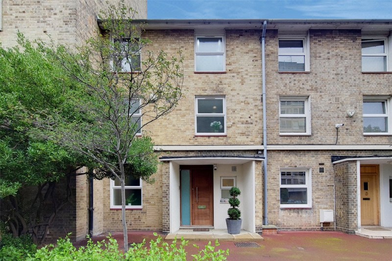 Court Close, St John's Wood Park, St John's Wood, London, NW8