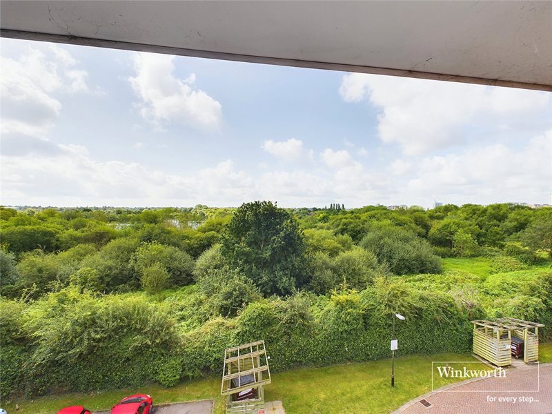 Meadow Way, Caversham, Reading, Berkshire, RG4
