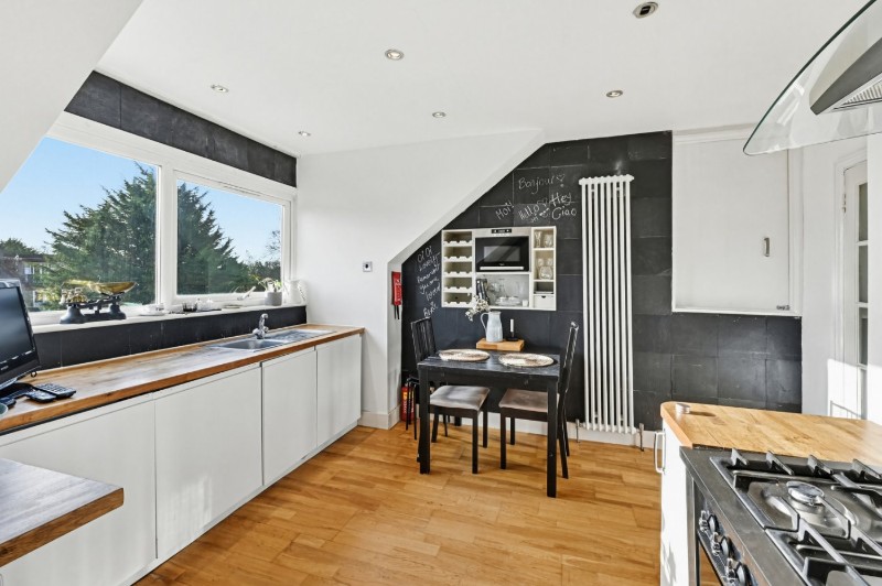 Bromley Road, Beckenham, BR3