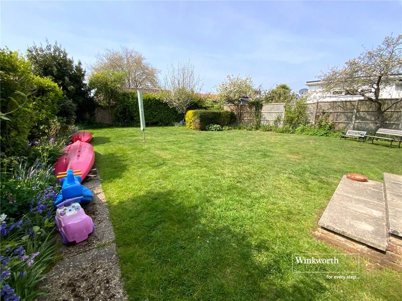 East Cliff Way, Friars Cliff, Christchurch, Dorset, BH23