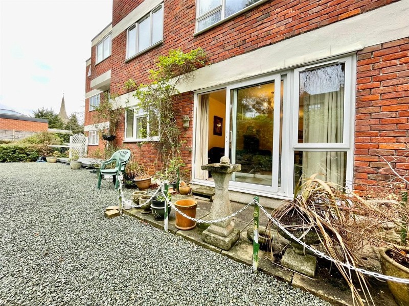 Surrey Road, Westbourne, Bournemouth, BH4