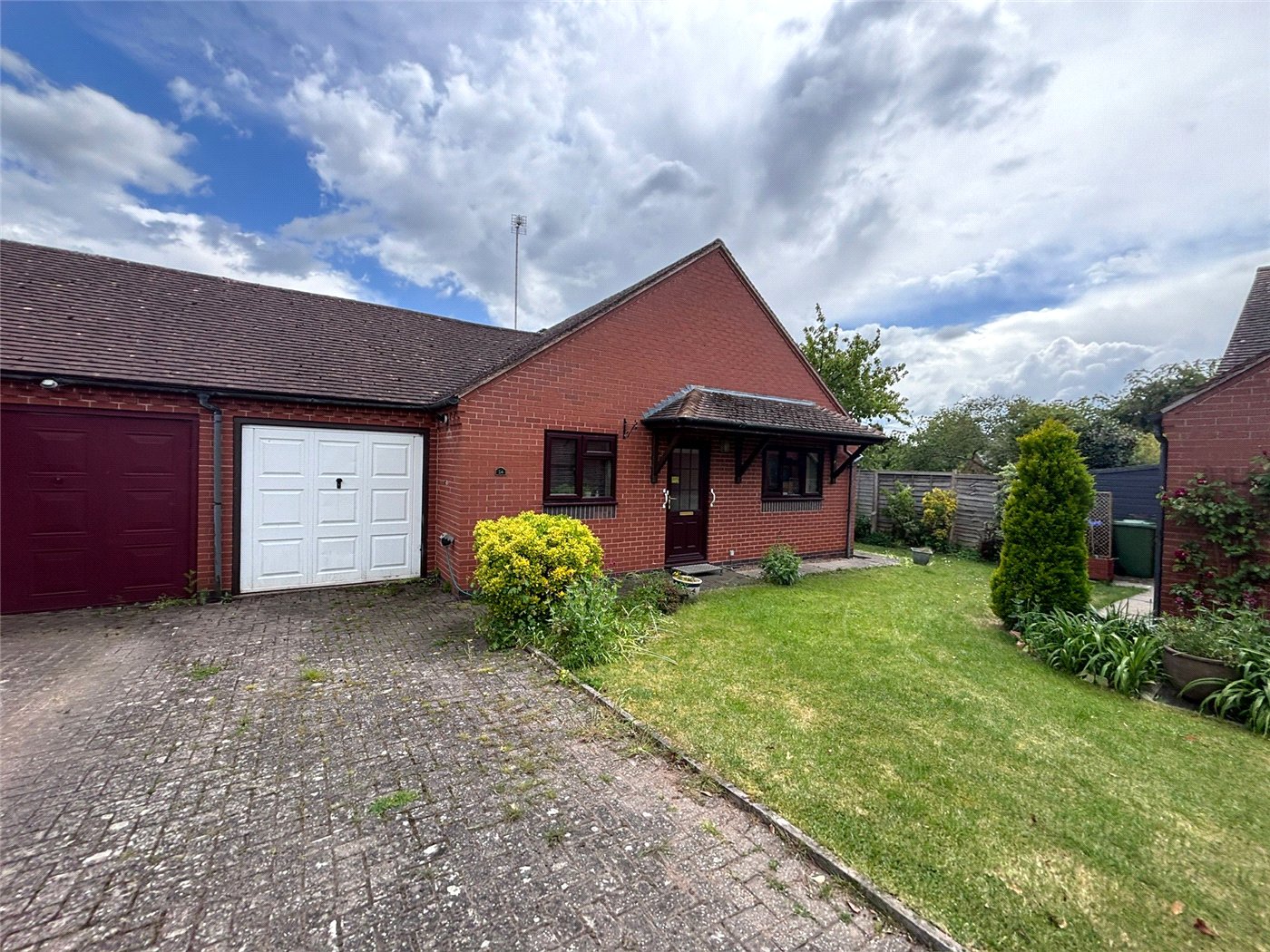 Woodward Court, Snitterfield, Stratford-upon-Avon, Warwickshire, CV37