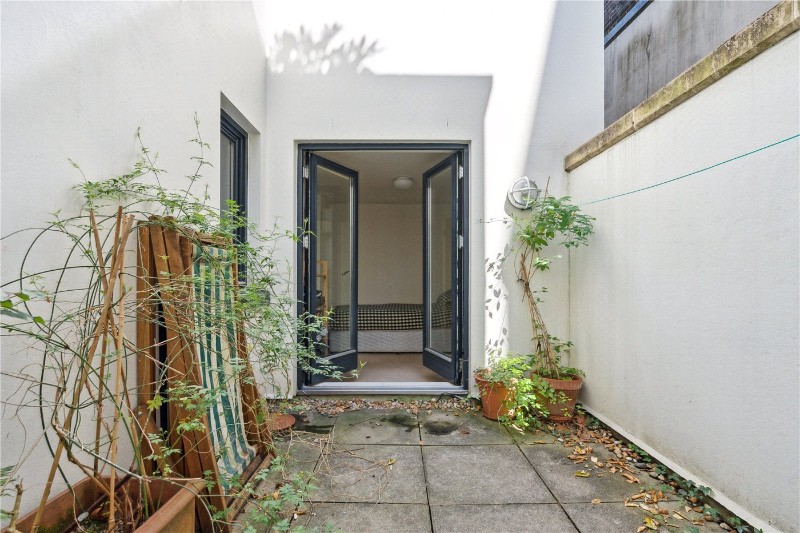 Kensington Gardens Square, London, W2