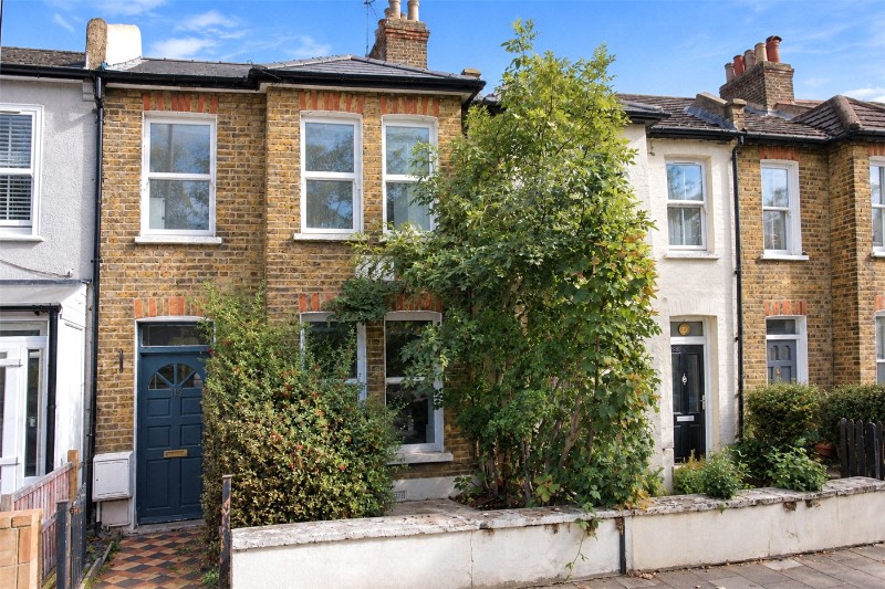 Blackshaw Road, London, SW17