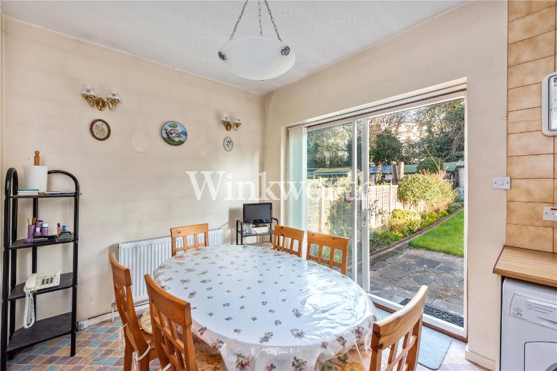 Princes Avenue, London, N13