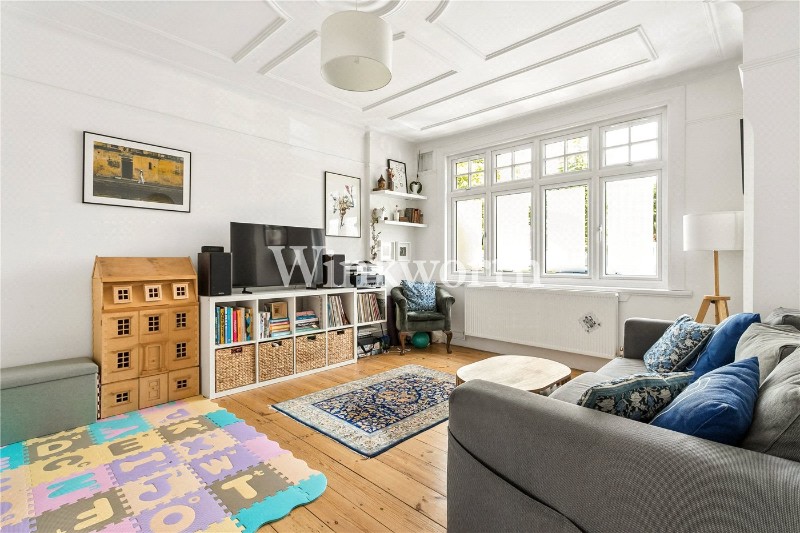 Hazelwood Lane, London, N13
