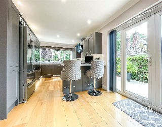 Glenwood Road, West Moors, Ferndown, BH22
